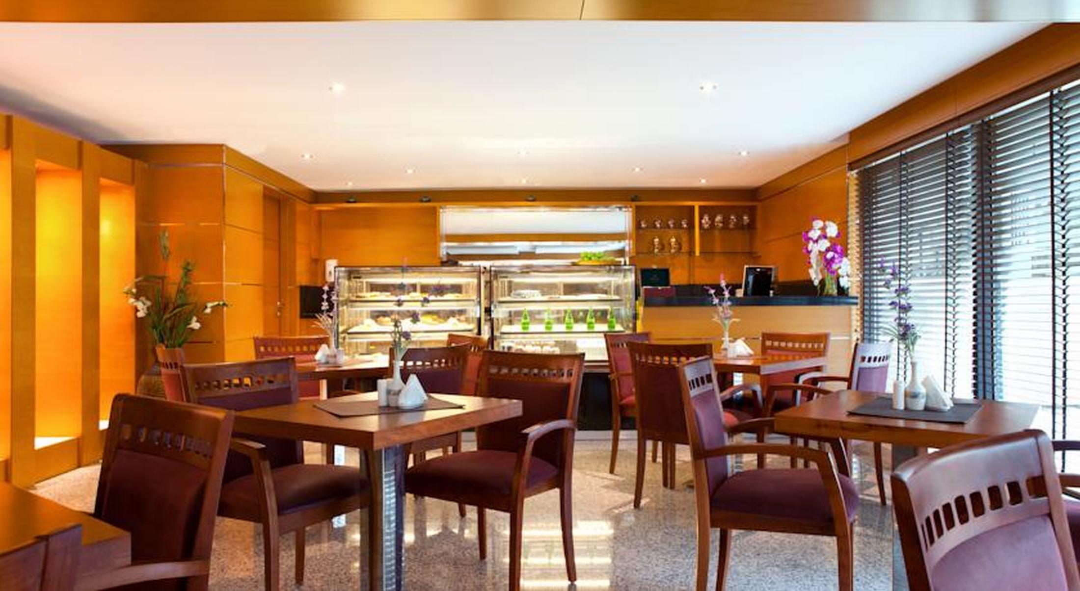 Golden Sands Hotel Apartments Dubai Restaurante foto